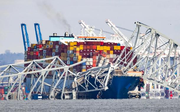 Un barco choca contra el mayor puente de Baltimore y lo derrumba