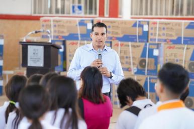 Gobierno de Sonora y Fundación Sempra Infraestructura equipan con aires acondicionados a escuelas de Benjamín Hill: Froylán Gámez