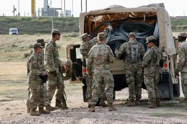 EU refuerza presencia militar en frontera con México