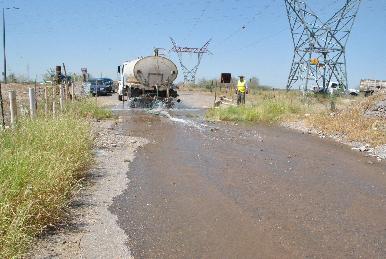 Llevan 10 metros cúbicos de agua a las garzas