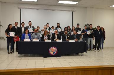 Realizan premiación de Jóvenes Hablando de Salud