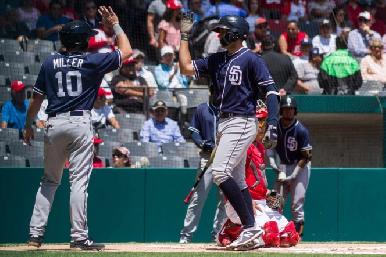 Padres vuelven a arruinar el festejo a los Diablos