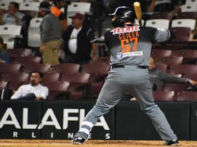Naranjeros hilan séptima victoria en LMP
