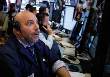 Wall Street se desploma por nerviosismo sobre EU y comercio