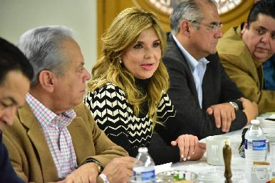Confía Gobernadora que en Sonora no haya falta de suministro de gasolina