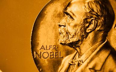 Academia Sueca entregará dos Nobel de Literatura en 2019