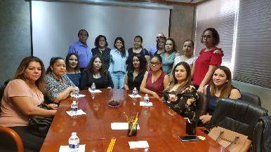 Padres ABC agradecen a Sylvana Beltrones su respaldo