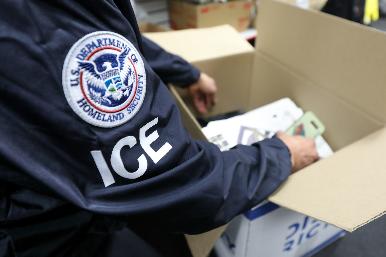 Agentes de migración detienen a 25 albañiles mexicanos y centroamericanos en Pensilvania
