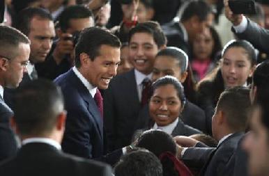 Enfocará Peña reforma educativa en acto por Día del Maestro