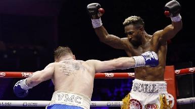 Mauricio Sulaimán, presidente del Consejo Mundial de Boxeo, defiende al ‘Canelo’ Álvarez de las críticas tras su aburrida pelea: “Scull fue vergonzoso”