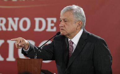 Ganar 600 mil pesos al mes, un acto de deshonestidad: AMLO