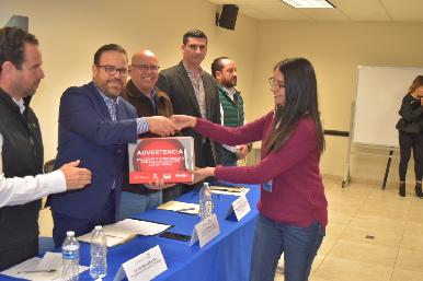 Firma SSP convenio de colaboración interinstitucional con Maquilas Teta-Kawi
