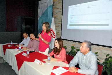 Presenta Presidenta Municipal ampliación de trámites digitales