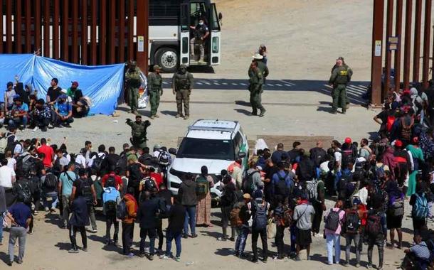 Migrantes en la frontera de México y EU alcanzarían máximos históricos en septiembre