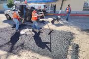 Continúa Gobierno Municipal jornadas de bacheo para dar  mantenimiento a calles de la ciudad