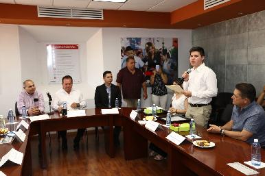 Premia SEC a ganadores del programa Jóvenes en Acción