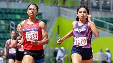Corredora transgénero provoca indignación tras arrasar por segundo año consecutivo en evento de atletismo femenil en Oregon