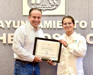 Reconoce Toño Astiazarán a egresados de Orquesta Infantil y Juvenil de Hermosillo que se profesionalizarán en la música
