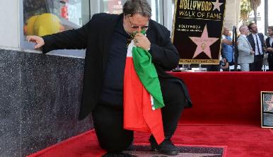 No crean en las mentiras que dicen de nosotros los migrantes: Guillermo del Toro