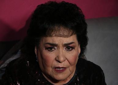 La actriz y productora Carmen Salinas está en coma, informan familiares