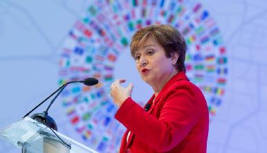 FMI alerta de desaceleración económica ‘en 90 % de los países’