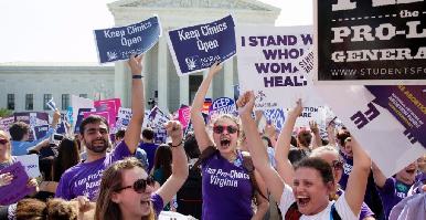 “Retroceso en el derecho al aborto en EU demuestra el poder de la extrema derecha”: HRW