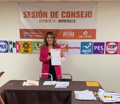 Alejandra López Noriega recibe constancia de mayorÃa por el Distrito 10 de Hermosillo