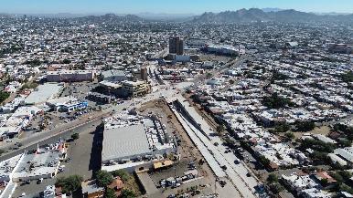 Paso a desnivel de Colosio y Solidaridad registra 90% de avance: Toño Astiazarán