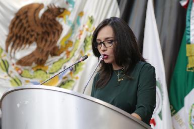 Propone Natalia Rivera acciones contra cáncer cérvico uterino