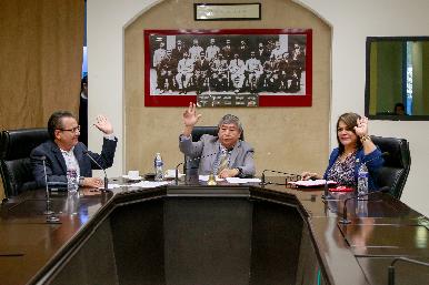 Llaman a 72 ayuntamientos a fortalecer su recaudaci贸n fiscal