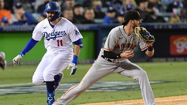 Los Dodgers se meten en problemas, caen contra Giants y están a una derrota de ceder la corona