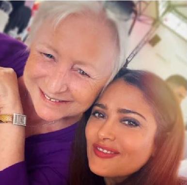 “No podré abrazarte”: el desgarrador mensaje de Salma Hayek por la muerte de su cuñada