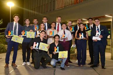 Destaca Toño Astiazarán talento de jóvenes en Premio Municipal de la Juventud 2025
