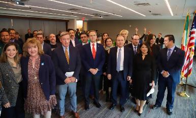 Fortaleceremos la industria de los semiconductores en conjunto con la academia: gobernador Alfonso Durazo