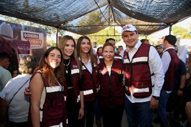 Gobernador Durazo beneficia a familias de la Colonia Misioneros con feria de servicios gratuitos “Sonora Atiende”