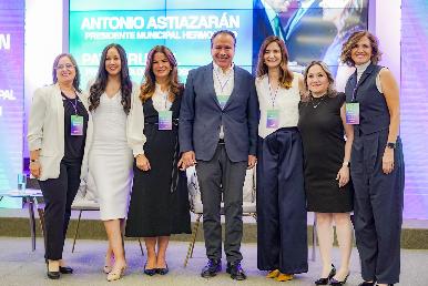Destacan Patty Ruibal y Toño Astiazarán la importancia de seguir generando oportunidades de vida para las mujeres