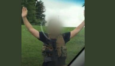 Joven armado con rifle y chaleco antibalas entra a un WalMart en Missouri y desata el caos