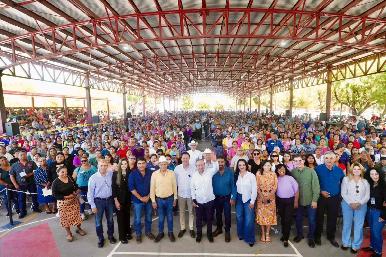 Cumple Gobernador Durazo a población del sur con becas a estudiantes y apoyos para familias vulnerables