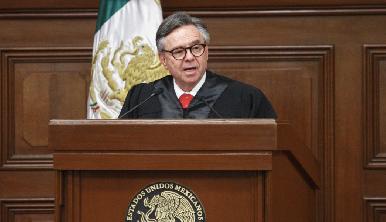 AMLO considera que renuncia de Medina Mora es para atender denuncias