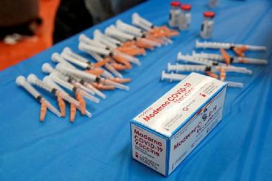 EEUU comenzará a aplicar en septiembre las vacunas actualizadas de Pfizer y Moderna contra el COVID-19
