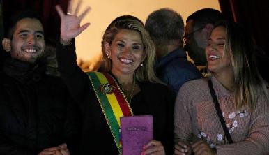 ‘Me dan pena los mexicanos’, dice nueva presidenta de Bolivia