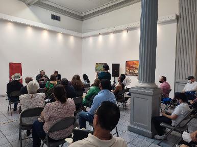 Presenta Carlos René Padilla su libro