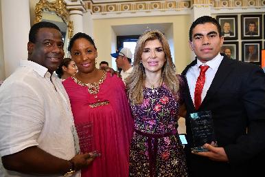 Entrega Gobernadora Pavlovich Premio Estatal del Deporte 2019
