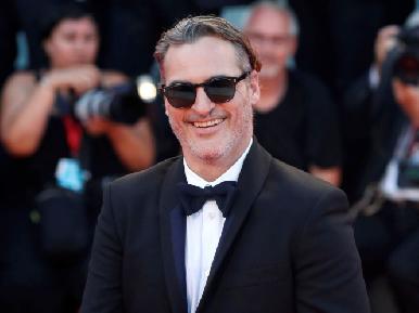 Joaquin Phoenix recibe ocho minutos de aplausos en Venecia por 'Joker'