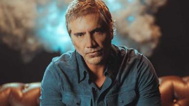 Alejandro Fernández apoya las fusiones en la música mexicana y se reinventa