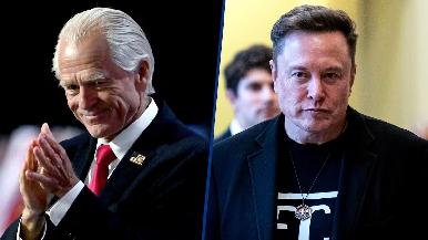 Musk llama 'imbécil' a Peter Navarro, asesor de Trump