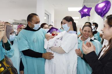 Realiza IMSS Sonora ceremonia a recién nacidos prematuros