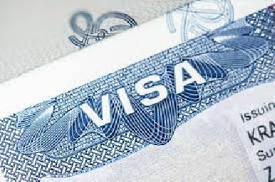 EE.UU. planea reducir la duración de visas para estudiantes y periodistas