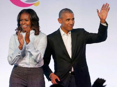 Los Obama llegan a un acuerdo con Spotify para producir podcasts