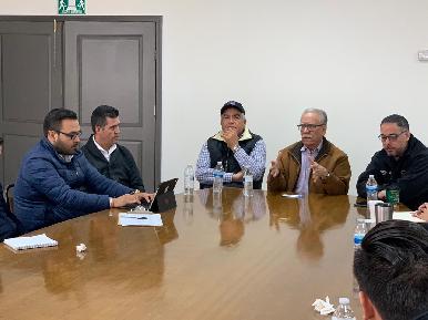 Acuerdan autoridades del Trabajo y Transporte acciones a favor de Jornaleros Agrícolas de SLRC